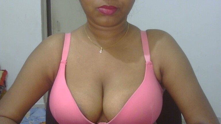 IndianMoumita24's Streamate show and profile
