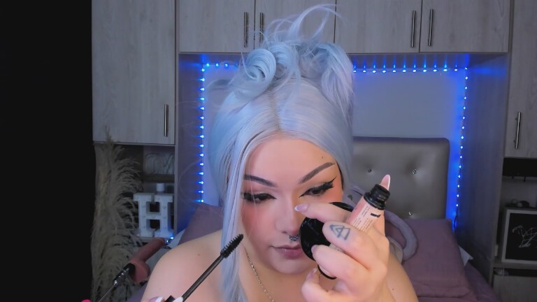 Honniewhitee's Streamate show and profile