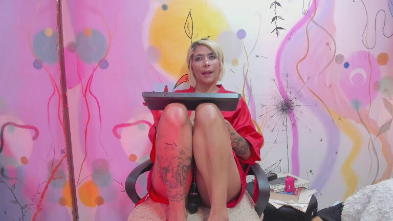 AmbeerLie's Streamate show and profile