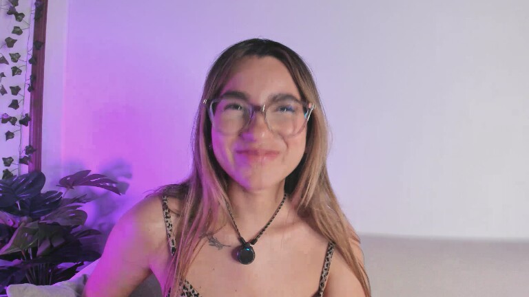 AuraRosse's Streamate show and profile