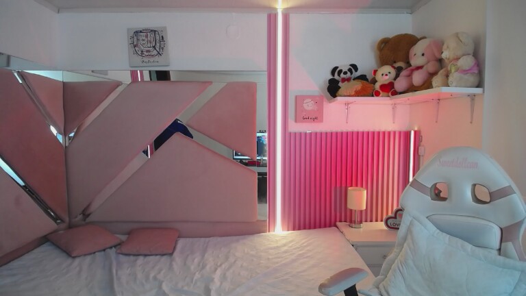 MiaGarcia28's Streamate show and profile