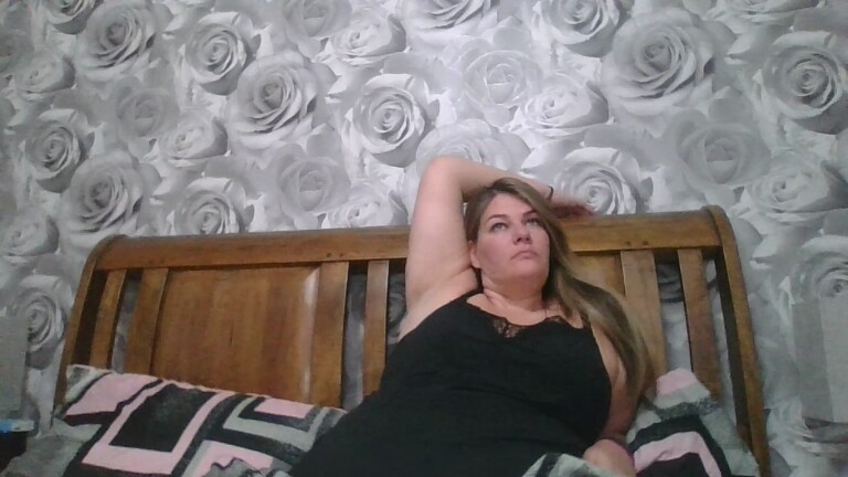 BabyCakesUK's Streamate show and profile