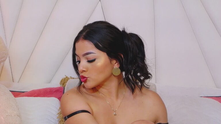 AlessiaRou's Streamate show and profile