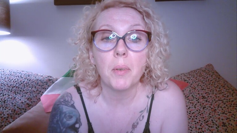 OrlaFox's Streamate show and profile