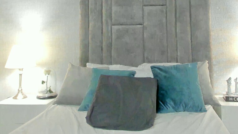 ZairaAbad's Streamate show and profile