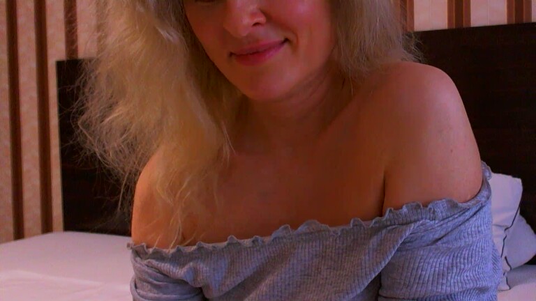 xShineLanax's Streamate show and profile