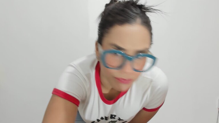 Alisonn_love's Streamate show and profile