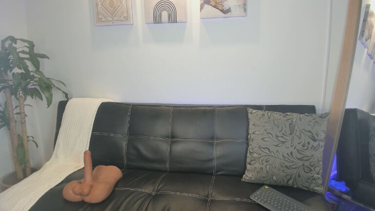 ValeriaVoss25's Streamate show and profile