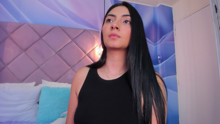 ViolletaRosse's Streamate show and profile