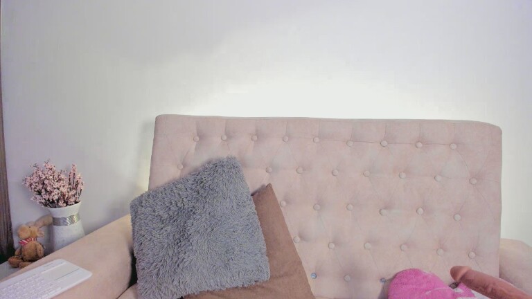 EmiliaJons's Streamate show and profile