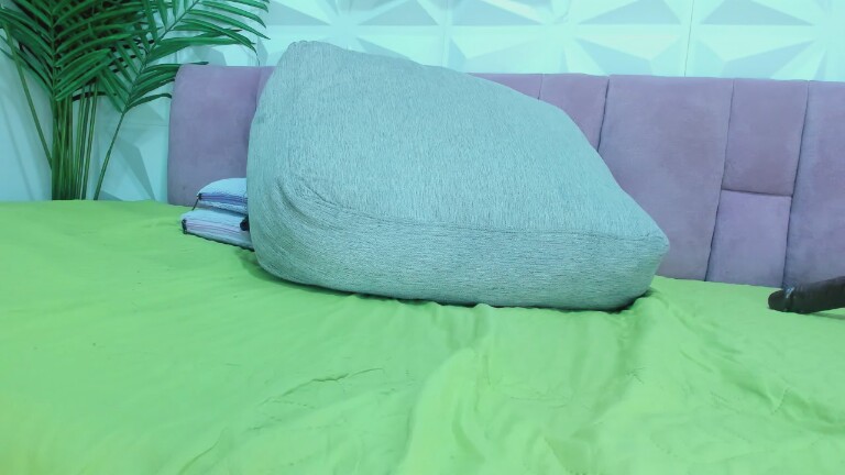 AnggieMiller's Streamate show and profile