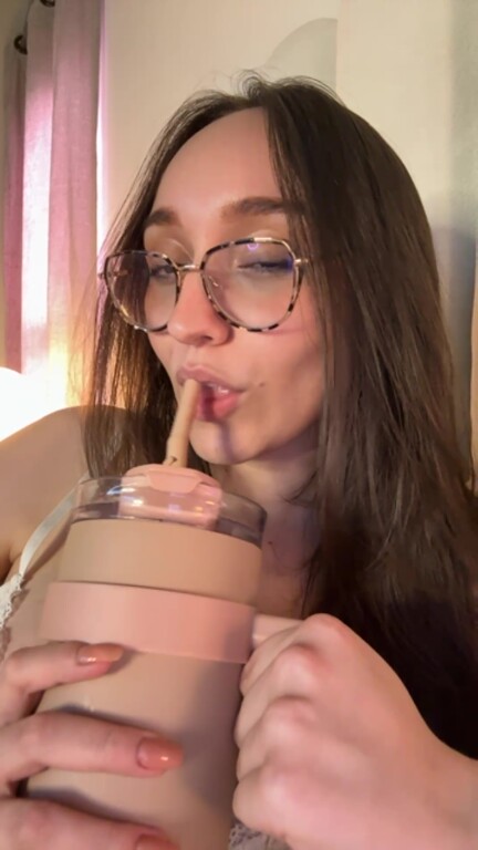 LiaBalden's Streamate show and profile