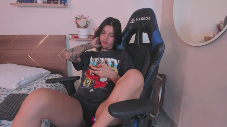 imlucyferreira's Streamate show and profile