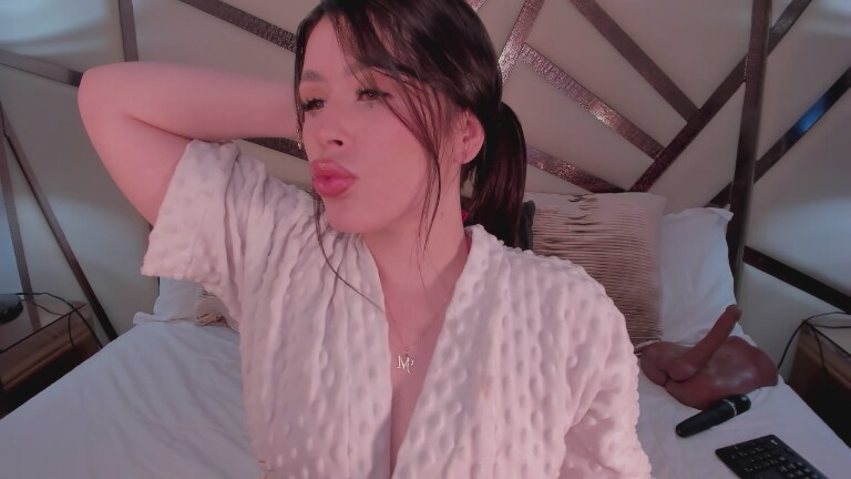 NinnaEvansx's Streamate show and profile