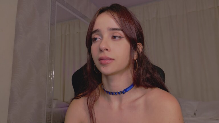 SaraMars's Streamate show and profile